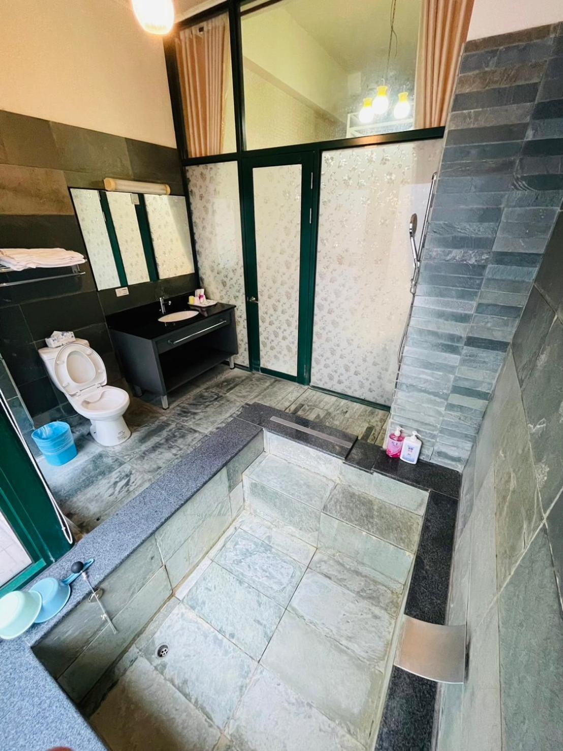 Chiuan Jia Hot Spring House Apartamento Jiaoxi Exterior foto